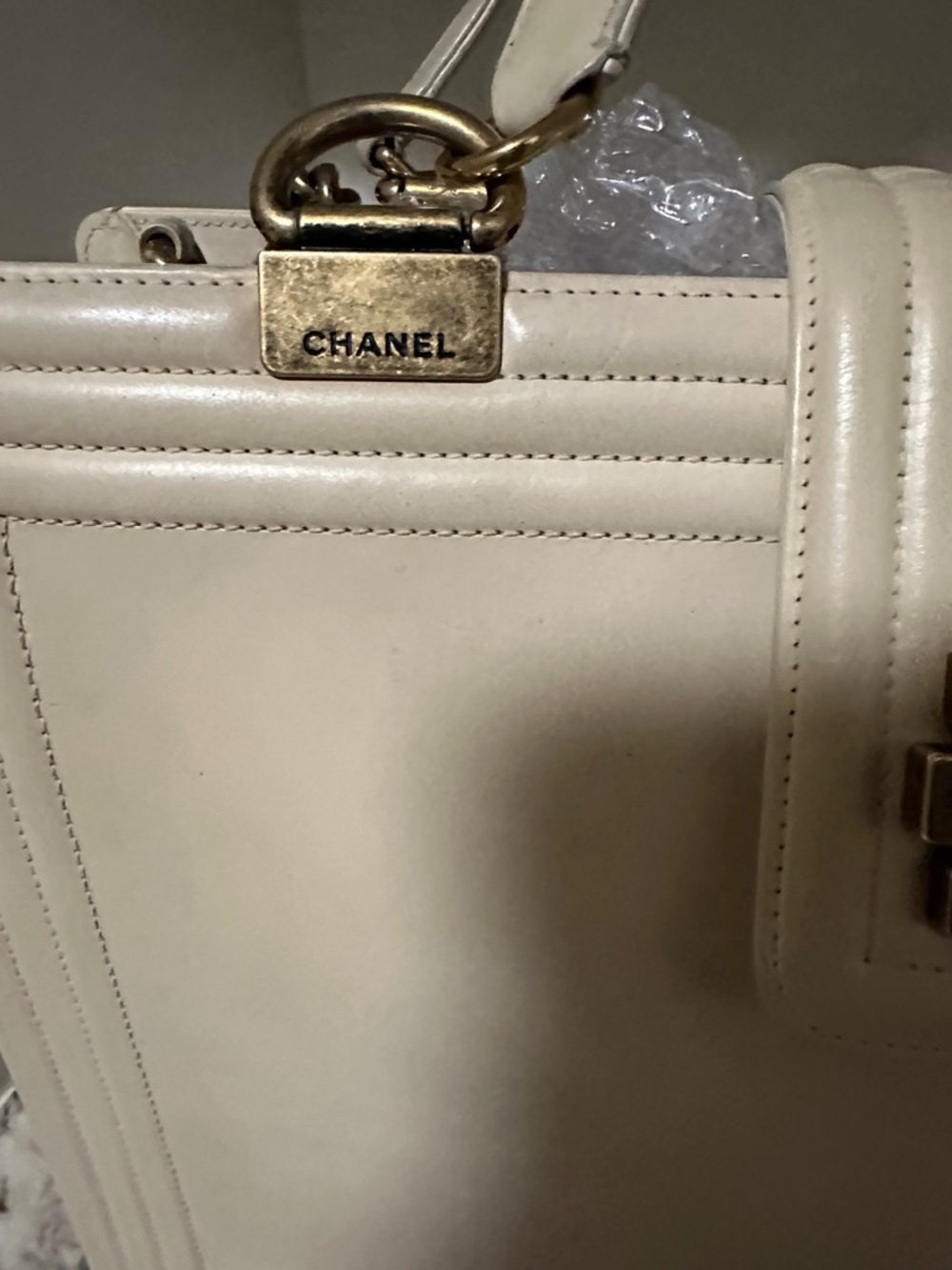 CHANEL Cream Leather Satchel with Gold-Tone Hardware and Top Handle - Picture 4 of 16